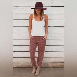 Pretty Angel Pink Linen/Poly/Cotton Lace Pants - NWT Size S